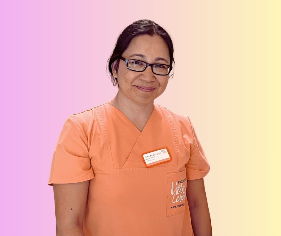 Pflegehelfer*in  (m/w/d) - gerne auch Quereinsteiger